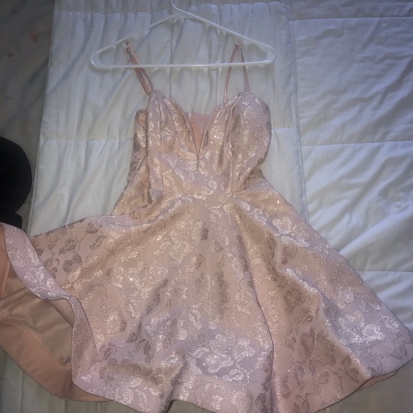 $115 - Picture 1 of 5